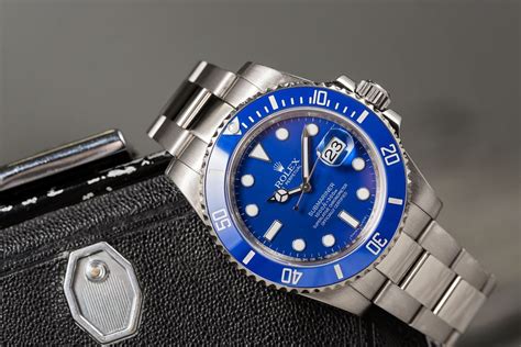 rolex submarine blu prezzo|Rolex Submariner watch review.